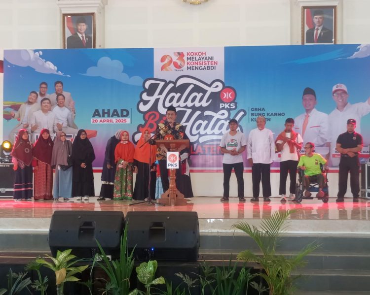 PKS Klaten Rayakan Milad ke-23: Gareng Tertawa, Petruk Menghela Napas, Rakyat Bilang: Lho, Kok Janjinya Selalu Manis, Tapi Realisasinya Tipis?