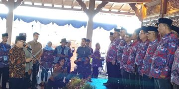 Perangkat Desa Dapat SK? Ora Mung Sangu Kopi!