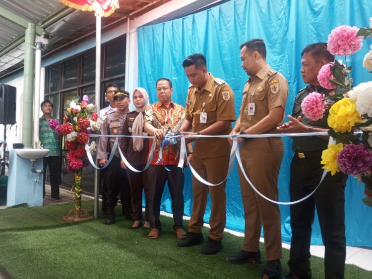 Gareng-Petruk di Dapur MBG: Makan Gratis, Sindiran Tak Terbatas!