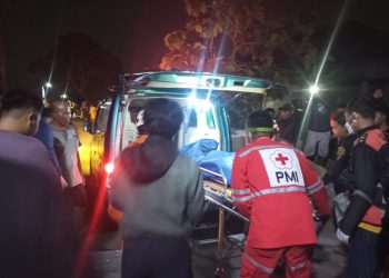 Gareng Petruk News – Edisi Tragis tapi Magis Judul: OTK Tertabrak KA Jayakarta di Klaten: Rel Jadi Tempat Meditasi?