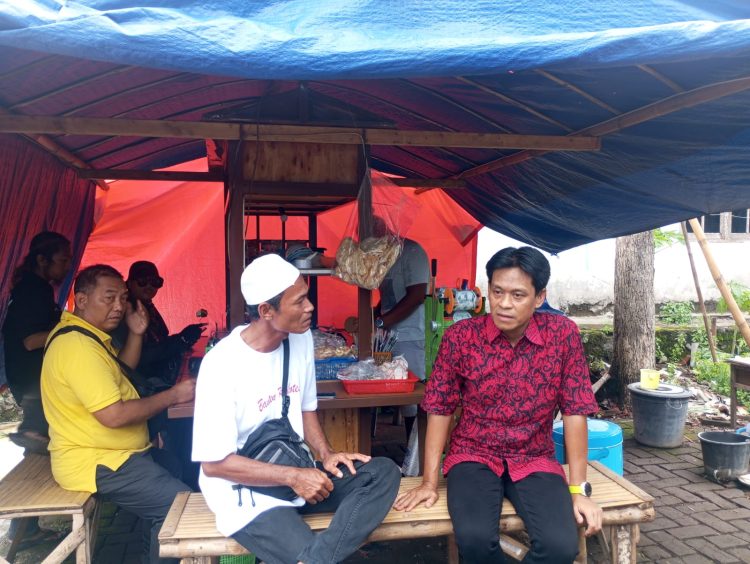 Gareng Petruk News Release: Didik Haryadi, Reses Ala Kopi Angkringan di Tengah Derita Puting Beliung