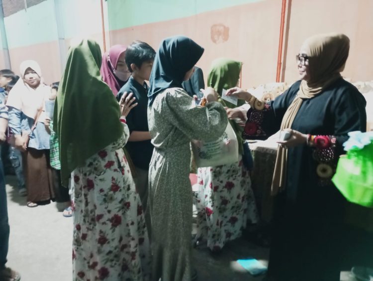 Buka Bersama, Santunan Anak Yatim, dan Janji Manis Ramadhan