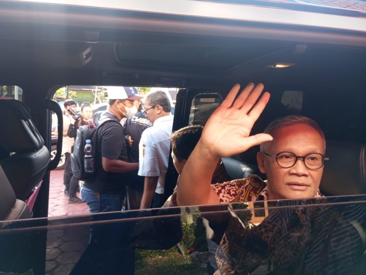 Aria Bima Saat Kunjungan Reses di BUMD Klaten